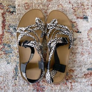 Cute Geometric Chaco sandals
